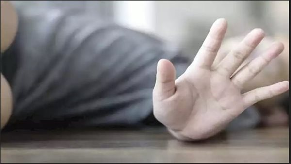  إجراءات ضد الأسرة والممرضة.. تفاصيل إحباط ختان 3 فتيات بأسيوط