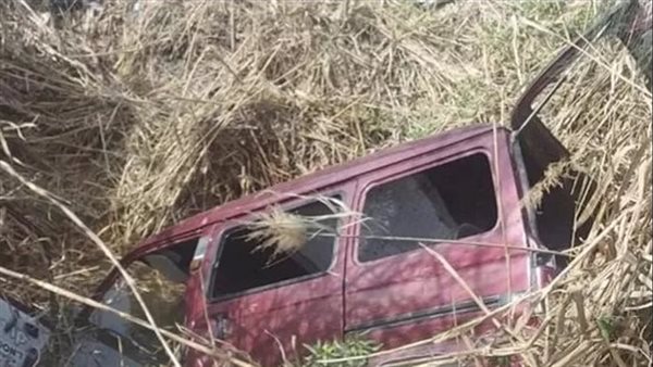 نزلوا الترعة بدل البحر.. حادث مروع يحول رحلة مصيف عائلة بكفر الشيخ لمأساة 
