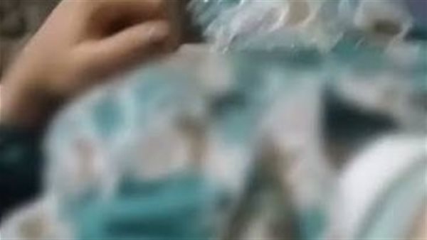 عاوزة أخلف يا عم عزوز.. تفاصيل صادمة عن الفيديوهات المسربة لدجال الجيزة | شاهد