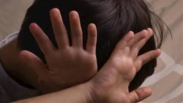  في مدخل العقار.. طفل يهتك عرض زميله بطريقة صادمة بإمبابة 
