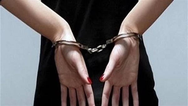 محاولة خنق ثم طعنات.. تفاصيل مأساوية في مقتل طفل على يد والدته بالدقهلية