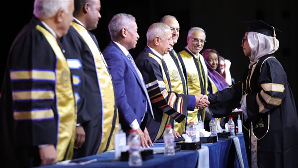 «الأكاديمية العربية» تحتفي بتخريج 101 طبيبة وصيدلانية من جامعة «الأحفاد» السودانية بفرع العلمين الجديدة