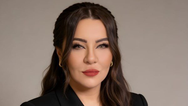  مطاردة مرعـ بة على طريق السويس.. تفاصيل سقوط المتهم بمحاولة إيقاف سيارة الإعلامية ماهيتاب حسيب 