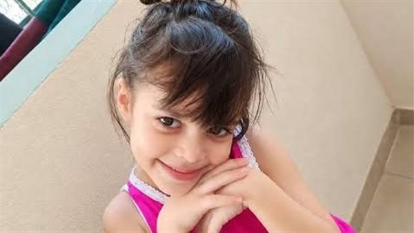من عضة إلى غيبوبة شهر ونصف.. القصة الكاملة لوفاة مكة ضحية الكلاب الضالة ببورسعيد