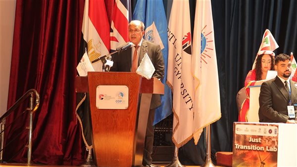 الجامعة البريطانية وبرنامج الأمم المتحدة الإنمائي يختتمان برنامج محاكاة قمة المناخ بمشاركة 150 طالبًا من 43 دولة