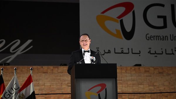 أشرف منصور: التعليم والعلم بوابة إرساء ثقافة السلام.. والجامعة بنت نموذجًا يقوم على الاحترام والحياد وإتاحة الفرص