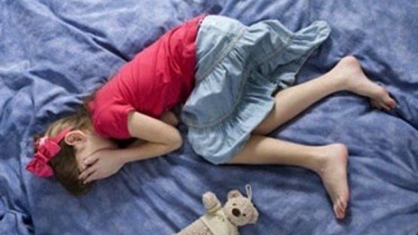 خدعها باسم الحب وأنجبت منه.. مأساة ابنة الثالثة عشر بسبب سائق توك توك في البدرشين 