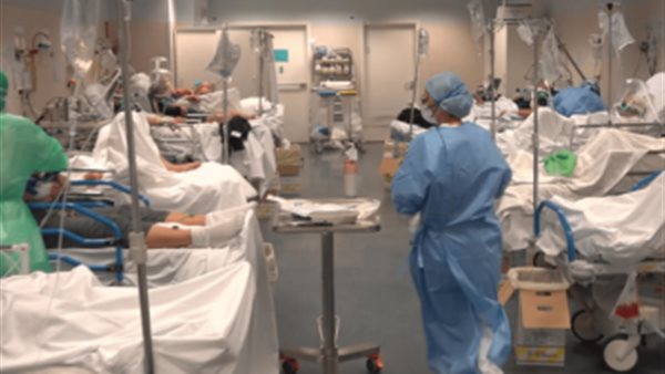 وزير قطاع الأعمال: منح 5 آلاف عامل بشركتي الغزل والنسيج إجازة بعد الاشتباه فى إصابتين بكورونا| فيديو 