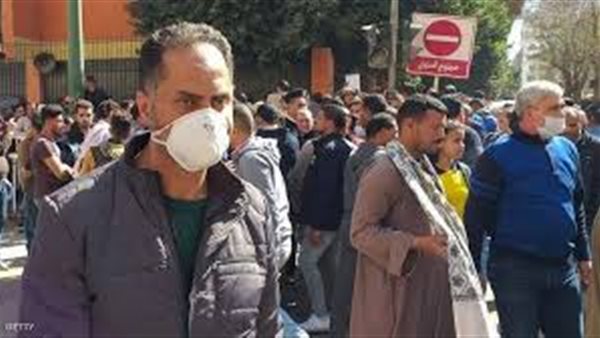 قرارات جديدة من الحكومة بشأن تعليق الدراسة وتخفيض اعداد الموظفين واغلاق المحال وتعليق الخدمات لمواجهة فيروس كورونا