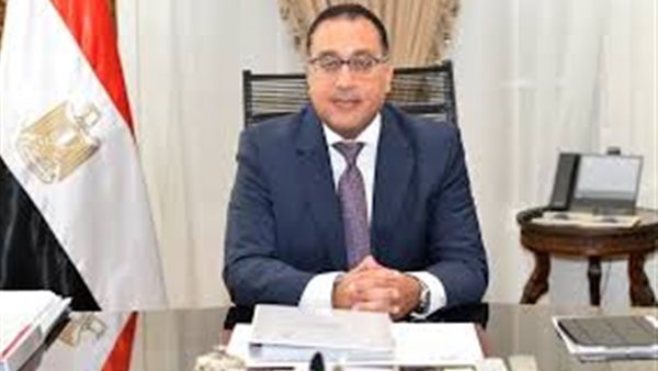 الوزراء: كل وسائل المواصلات حتى بين المحافظات تتوقف غدا 7 مساء | فيديو 