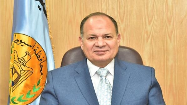 محافظ أسيوط : تجهيز مستشفيان بأعلى مستوى تحسبا لأى طارئ | فيديو 