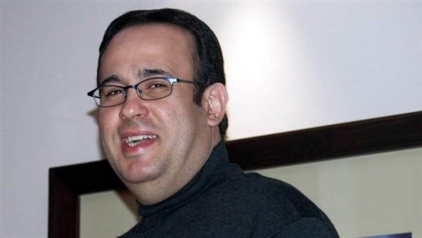 تفاصيل اللحظات الأخيرة للطبيب أحمد اللواح قبل وفاته بفيروس كورونا | فيديو