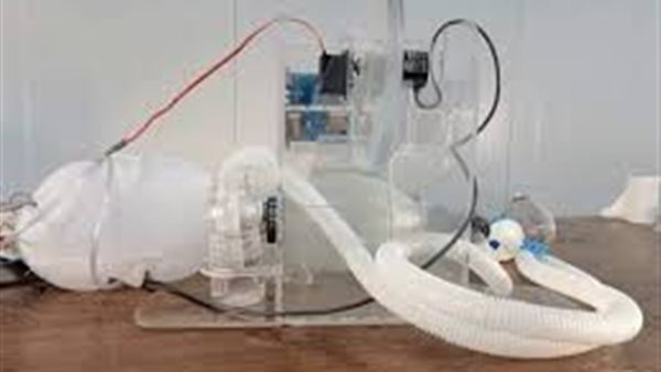 مسئول بمدينة زويل يكشف تفاصيل تصنيع جهاز تنفس بتكلفة بسيطة لمواجهة كورونا | فيديو