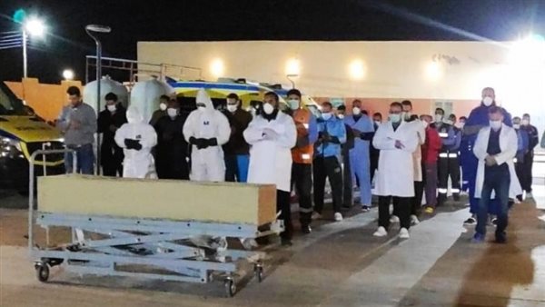 نجل سيدة الإسكندرية المتوفاة بكورونا يكشف حقيقة رفض استلام جثمانها | فيديو