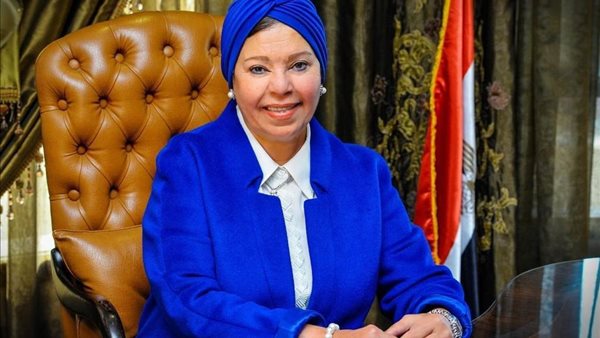 خبيرة التعليم نادية حافظ تعرب عن تقديرها للدولة المصرية وقيادتها وكل المنتمين للحقل التعليمي