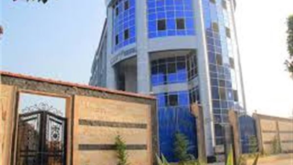 معلمو مدرسة فاميلي سكول الخاصة بطنطا يستغيثون بالرئيس بعد تهديدهم بالفصل 