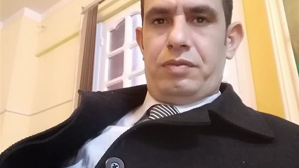 قانونى يطرح مبادرة بتولى قضايا عمال اليوميات والاطقم الطبية وقضاء مصالحهم الحكومية دون مقابل