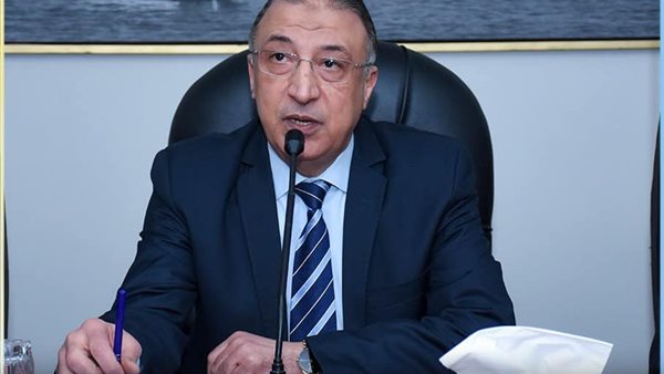 محافظ الاسكندرية يكشف تفاصيل عزل عقار بسبب كورونا | فيديو