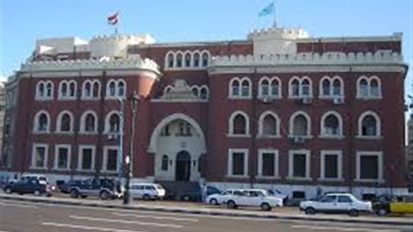 رئيس جامعة الإسكندرية يكشف مصير امتحانات السنوات النهائية بالكليات | فيديو