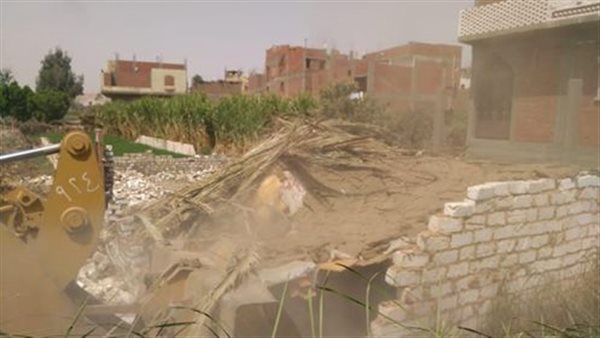 محافظ أسيوط: رصد 1600 مخالفة بناء وتعدي على الأراضي ومواجهتها «حتمية» | فيديو