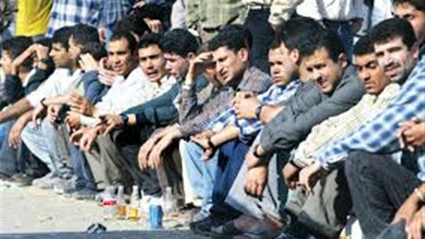 وزير الاتصالات يكشف الأوراق المطلوبة لصرف منحة العمالة غير المنتظمة | فيديو