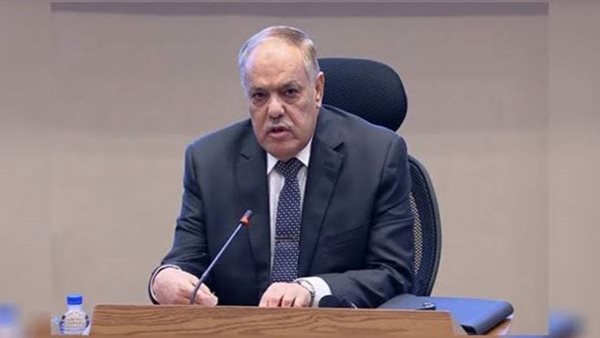 رئيس الهيئة العربية للتصنيع: نصنع أسرة الرعاية المركزة ومنتجات وقائية.. وزيادة الإنتاج خلال الأزمة الحالية | فيديو