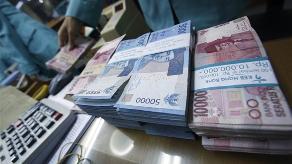 أسعار العملات فى البنوك المصرية اليوم الاثنين 13 ابريل 2020