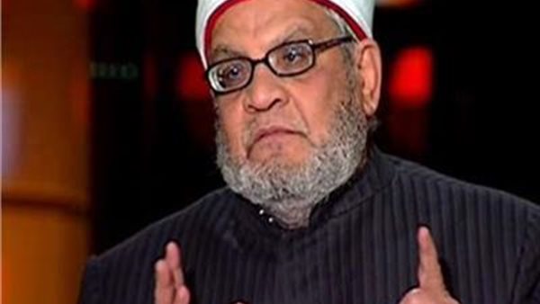 أحمد كريمة: تكملة تناول الطعام والشراب لحظة سماع الفجر يفسد الصيام | فيديو