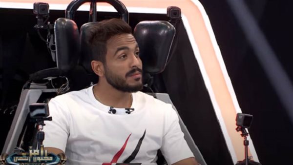علقة سخنة ..رد فعل عنيف من كهربا بعد مواجهته لرامز جلال بدون الكرسي | فيديو 
