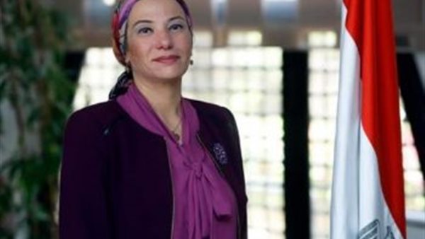 وزيرة البيئة تكشف عن طريقة التعامل مع مخلفات القري الواقعة تحت الحجر الصحي | فيديو