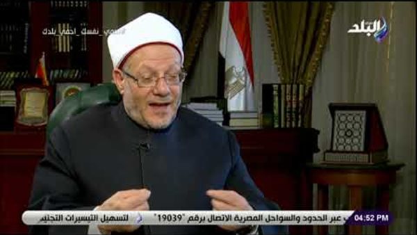 هل يجوز إفطار الأطقم الطبية في مستشفيات العزل الطبي؟ شوقي علام يجيب | فيديو 