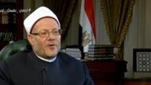 المفتي يحسم الجدل حول تعجيل زكاة المال وزكاة الفطر | فيديو