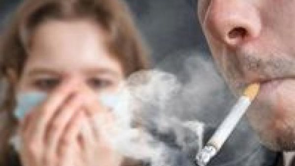 جمال شعبان: التدخين أسوأ اختراع في التاريخ وضحاياه أكثر من القنبلة الذرية | فيديو