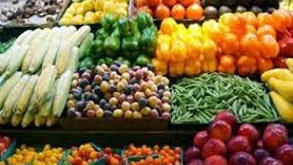أسعار الخضار والفاكهة بسوق العبور اليوم الأحد 10 مايو 2020