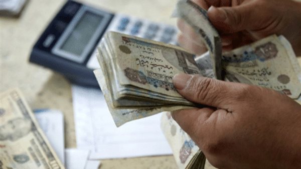 هل يجب إخراج زكاة على فوائد شهادات الاستثمار ؟ | فيديو 