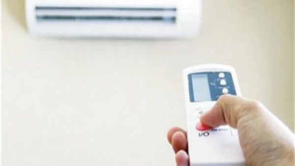 طبيب شهير يحذر : التكييف المركزي يسهم في نقل فيروس كورونا  | فيديو 