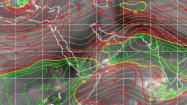 حقيقة تأثر مصر باعصار بحر العرب
