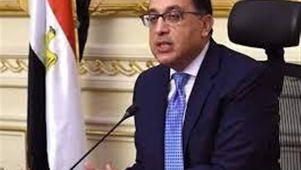 سر غضب وانفعال رئيس الوزراء فى اجتماع المحافظين | فيديو