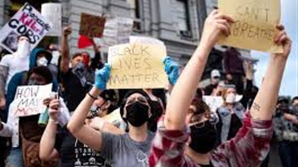 أحمد موسى: المشهد في أمريكا يشبه مصر 2011 «حد يدور على البرادعى» | فيديو