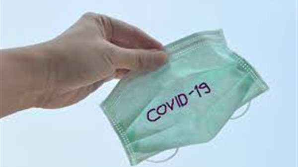 مصطفى بكرى: المنظومة الصحية تحملت عبء جبار وظواهر سلبية وصلت لتبادل الماسكات | فيديو