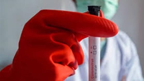 مستشار رئيس الجمهورية يفجر مفاجأة كبرى عن لقاح أكسفورد لعلاج مصابي كورونا | فيديو