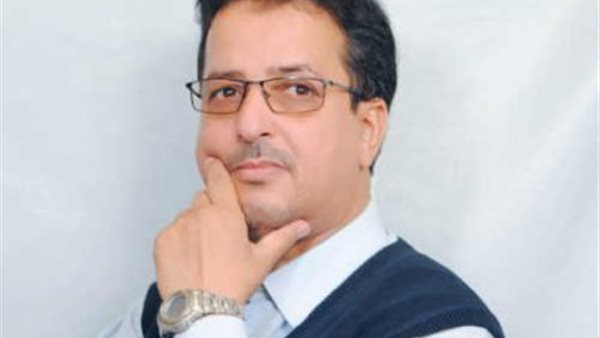 محمد آيت علو يكتب..مسافة إبداعية جديدة 