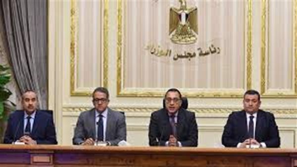 حظر التجوال في المقدمة .. قرارات جديدة لمجلس الوزراء لمواجهة كورونا خلال ساعات