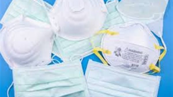 استاذ كبد: لو 80%  من الشعب ارتدى الكمامات سينتهي فيروس كورونا | فيديو