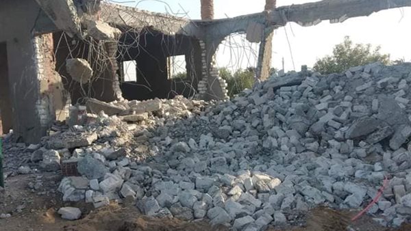 الادارة المركزية للموارد المائية تزيل 17 مخالفة بناء على أملاك الرى وتحيلهم للنيابة العسكرية | صور