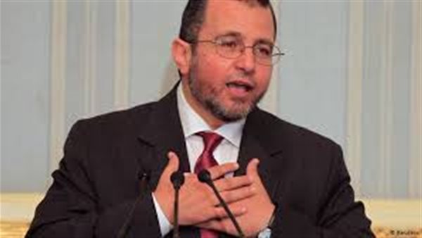 أحمد موسى: هشام قنديل سلم وثائق خطيرة للشركات المنفذة لسد إثيوبيا | فيديو