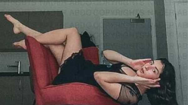  بلاغ للنائب العام ضد أحمد الفيشاوي ونجلته لينا بسبب نشر صور عارية لها 