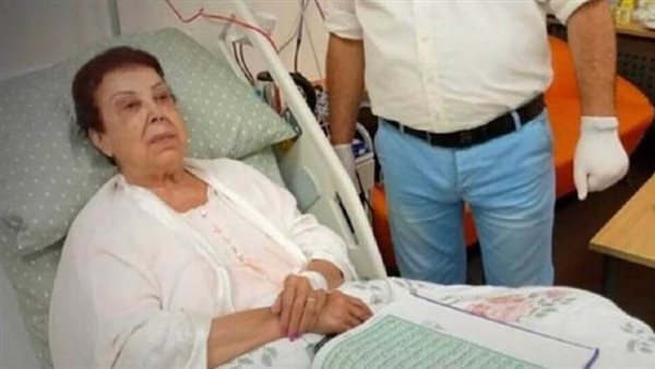 تستعد للمسحة الثالثة.. آخر تطورات الحالة الصحية للفنانة رجاء الجداوي 