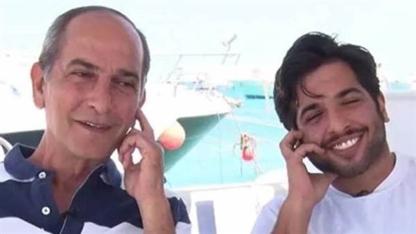 بالفيديو..نجل هشام سليم يبكي ويعترف بخطأ تحوله جنسياً