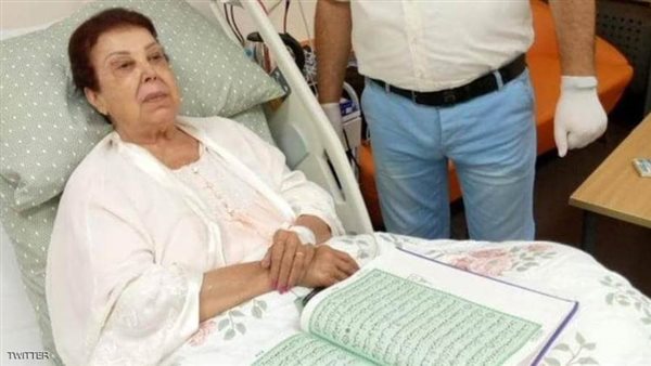 ابنة رجاء الجداوي تعلق على فقدانها الوعي وتدهور حالتها الصحية 